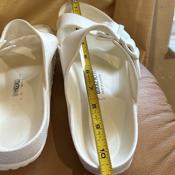 Birkenstock size 10 - Picture 4 of 6